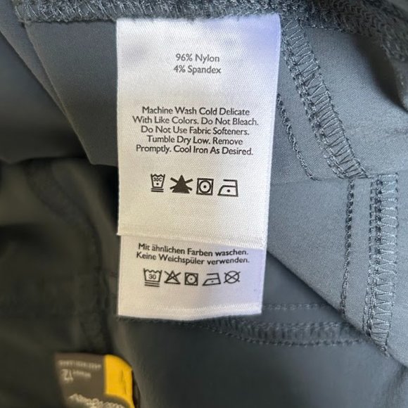 Eddie Bauer Women's Shorts Size 12 - Picture 8 of 8